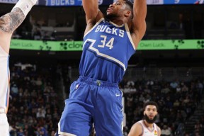 爱游戏体育-字母哥在篮网比赛中关键助攻，高光表现引发热议！的简单介绍