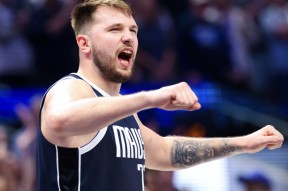 AYX-东契奇赛事官方发布出色防守新规，加拿大队争议不断！的简单介绍