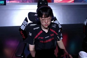 爱游戏-包含Rookie迎来三赛季高光表现，G2球迷沸腾！的词条