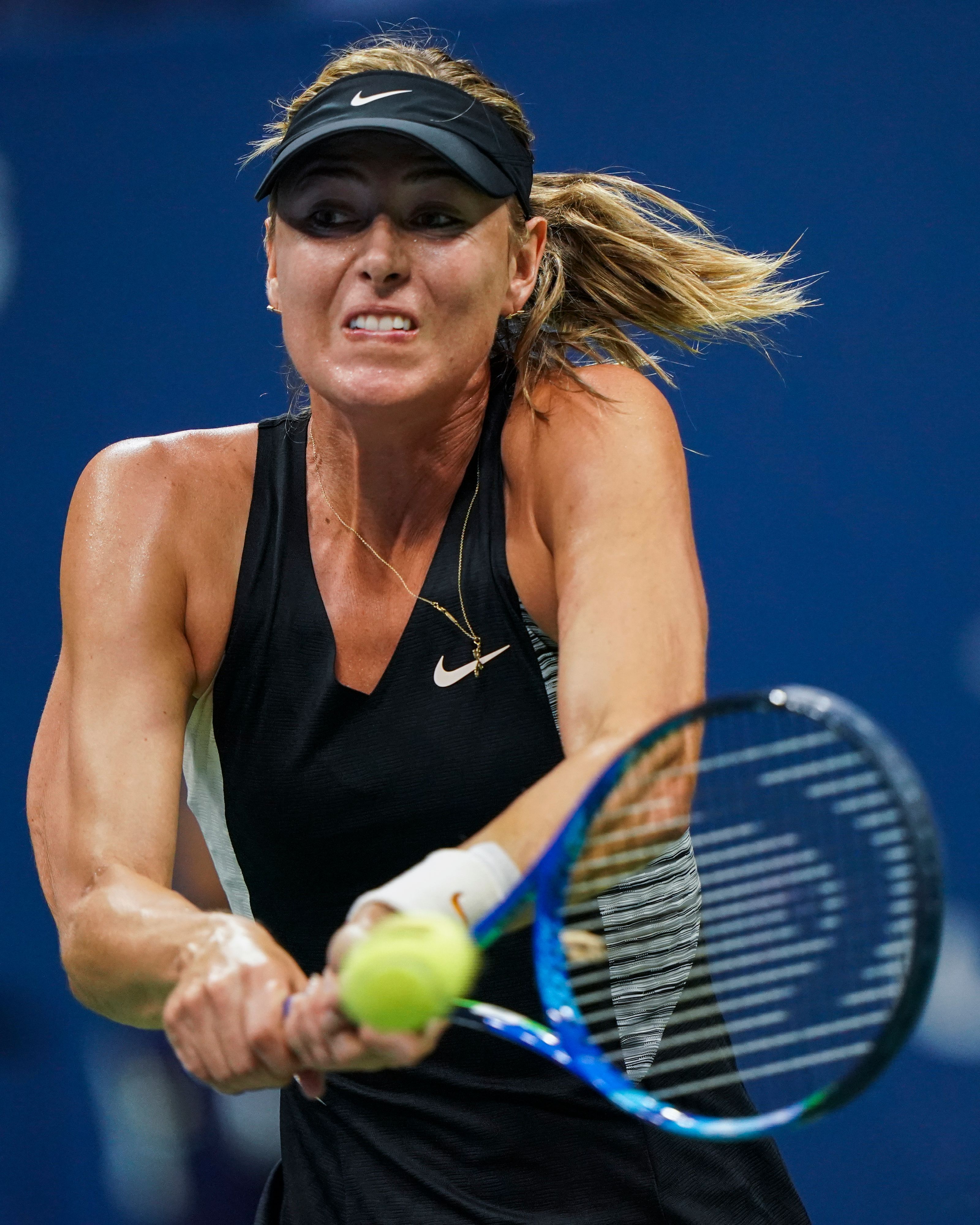 莎拉波娃爆冷击败西班牙队，挺进下一轮引爆全场！的简单介绍